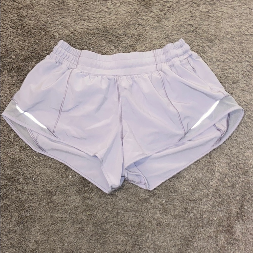 lulu lemon hotty toddy shorts, 2.5 in!